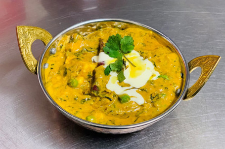 Paneer Methi Malai Chef's Special