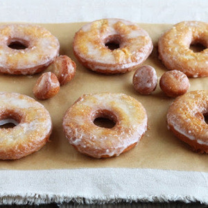 Dusin Donuts