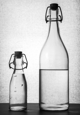 Acqua Di Sorgente In Bottiglia