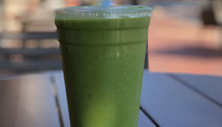 Matcha Smoothie 20 Oz.