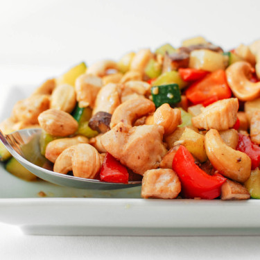 Chicken W. Cashew Nuts