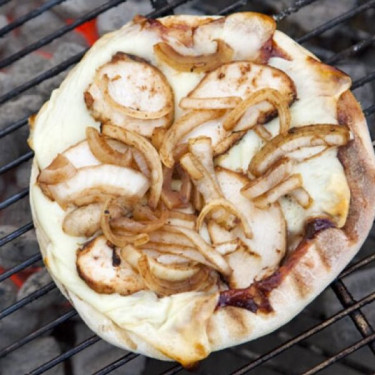 Grilled Chicken Pizza