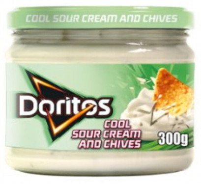 Doritos Sourcream And Chives Dip 300G