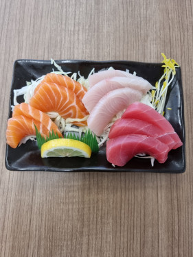 Medium Mixed Sashimi(10Pcs)