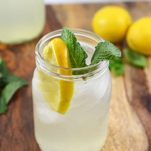 Old Fashioned Lemonade