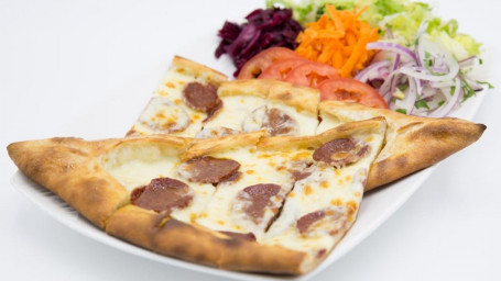 Soujuk Pide (Sucuklu Pide)