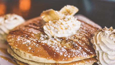 Salted Caramel Banana Pancakes