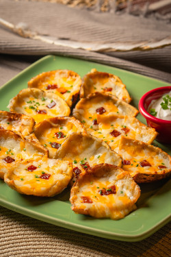 Cheesy Baked Potato Skins Zhī Shì Jú Shǔ Pí (6 Pcs)