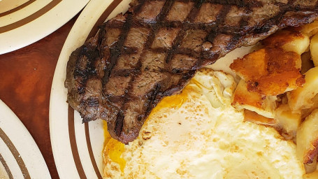 3 Eggs With N.y Steak