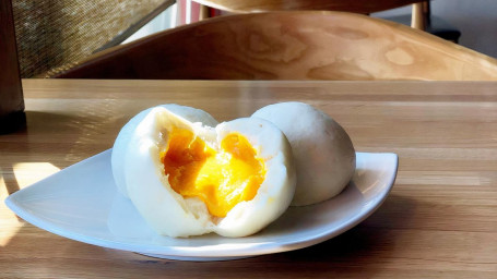 Egg-Nog Bun (3 Pcs)
