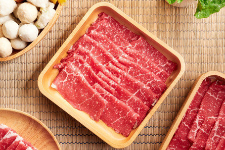 Ào Zhōu Chǎn Zhǎng Qī Gǔ Sì Niú Jí Rì Běn Chǎn Tún Ròu Tào Cān Australian Long Grain Fed Beef Japanese Pork Course