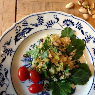 Kale Quinoa Salad