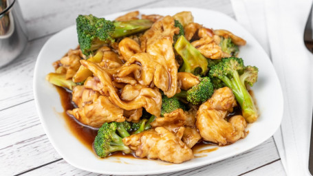 L1. Speciale Pranzo Di Pollo Con Broccoli