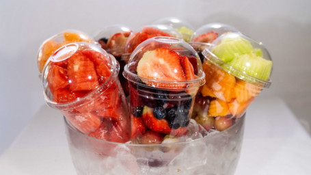 Fresh Seasonal Fruit Cup (16 Oz