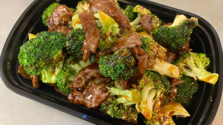 90. Beef With Broccoli