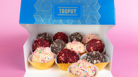 Truffle Collection Trophy 12 Box