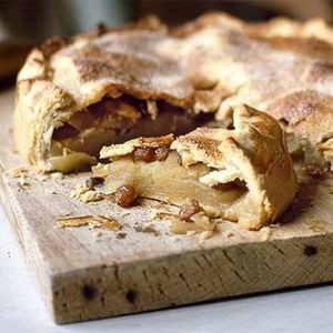 Deep-Fill Bramley Apple Pie