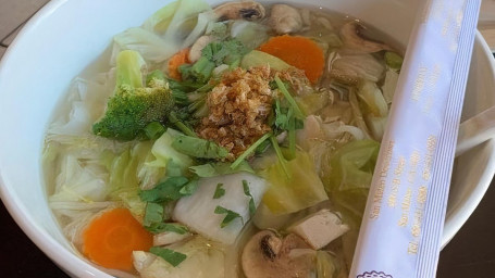 B13. Mixed Vegetable Noodle Soup
