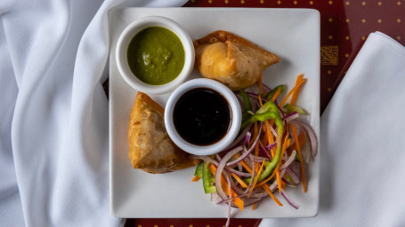 1. Veg Samosa (2Pc)