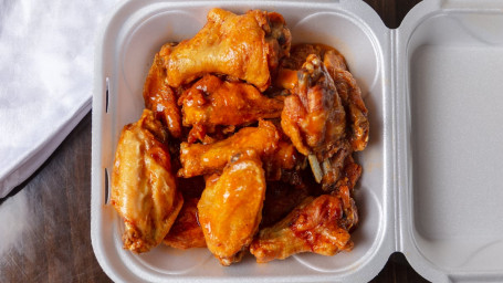 10 Buffalo Style Chicken Wings