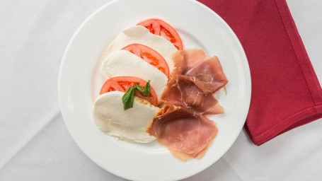 Caprese Con Prosciutto