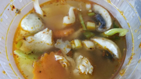 S1. Tom Yum Seafood Soup
