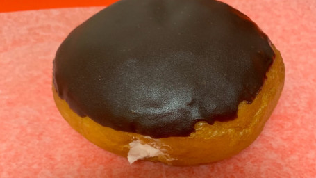 Holland Crème Filled Donut