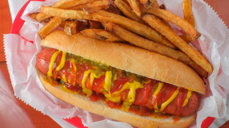 Foster's Famous Grilled 1/4 Lb Hot Dog