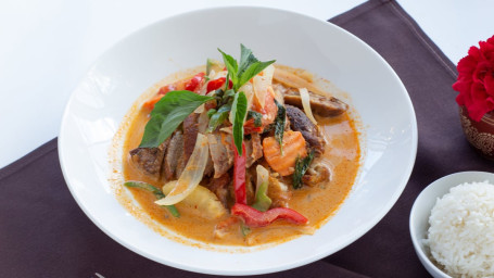 Essence Duck Curry