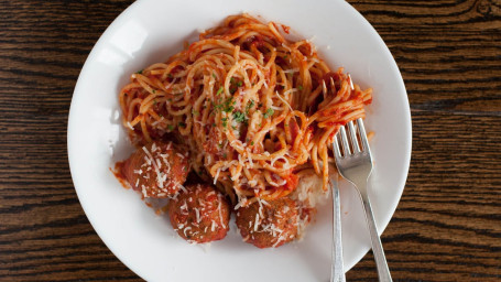 17. Spaghetti Con Polpette