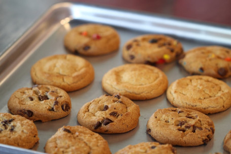 Fresh Baked Cookies (Big 5Oz Size)