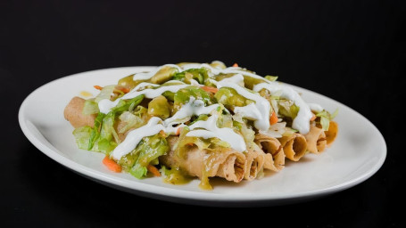 Plate 8 Flautas Con Papas