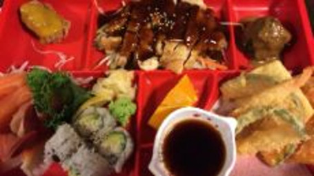 Sashimi Dinner Combo