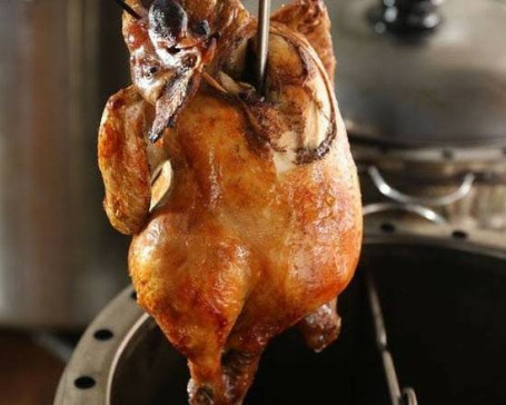 Tǒng Zǐ Jī Yī Zhī Jī Barrel Broiled Chicken One Portion