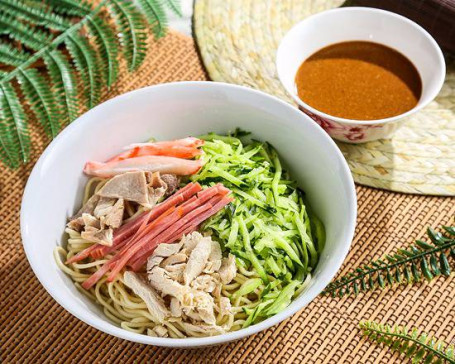 Zōng Hé Liáng Miàn Wú Niú Ròu Mixed Cold Noodles