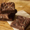 Brownie Manifest cu Chip de Ciocolată Peruană
