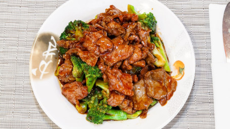 090. Beef With Broccoli