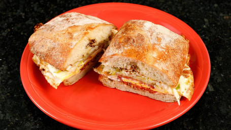 Sandwich-Ul Clasic De Mic Dejun