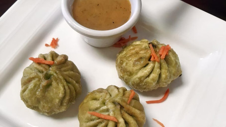 Deep Fried Veggie Momo (8 Piece)