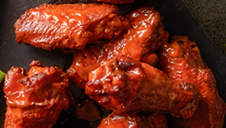 24 Classic Wings