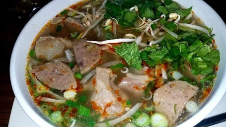 Sp4. Beef Meatball Noodles Soup Beef Meat Balls Pho)