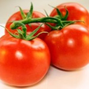 Cherry or grape tomatoes